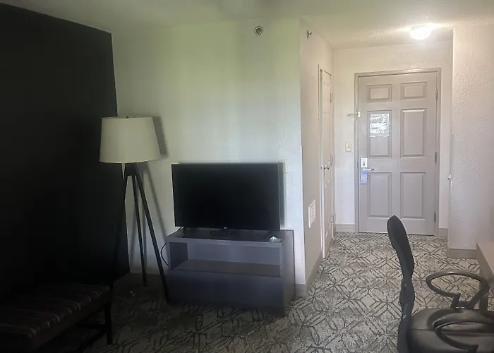 Hotel Country & By Radisson Bloomington-normal West, Il
