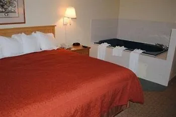 Country & By Radisson Bloomington-normal West, Il Hotel